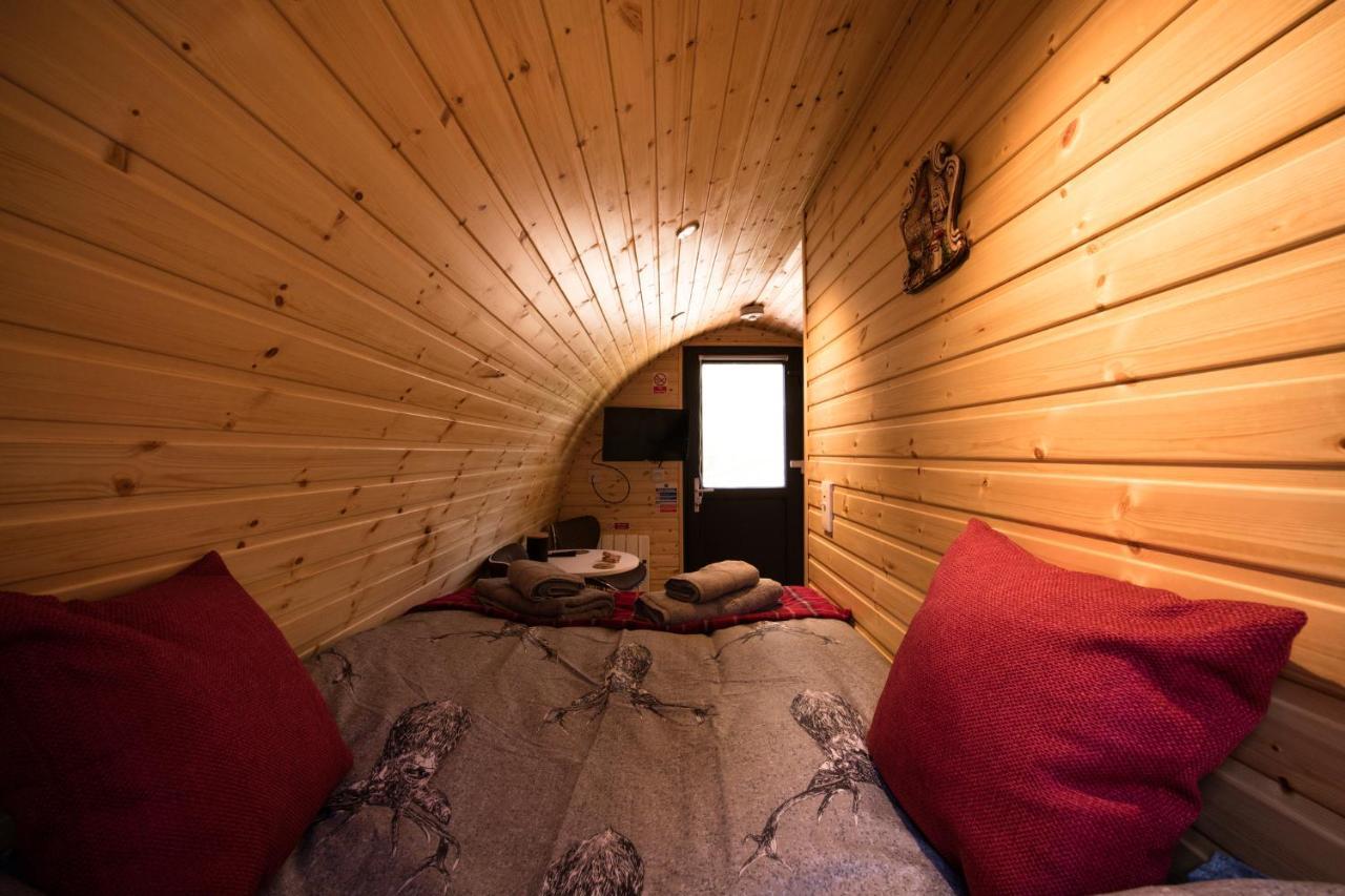 Highland & Transylvania Glamping Pods Roybridge Exterior photo
